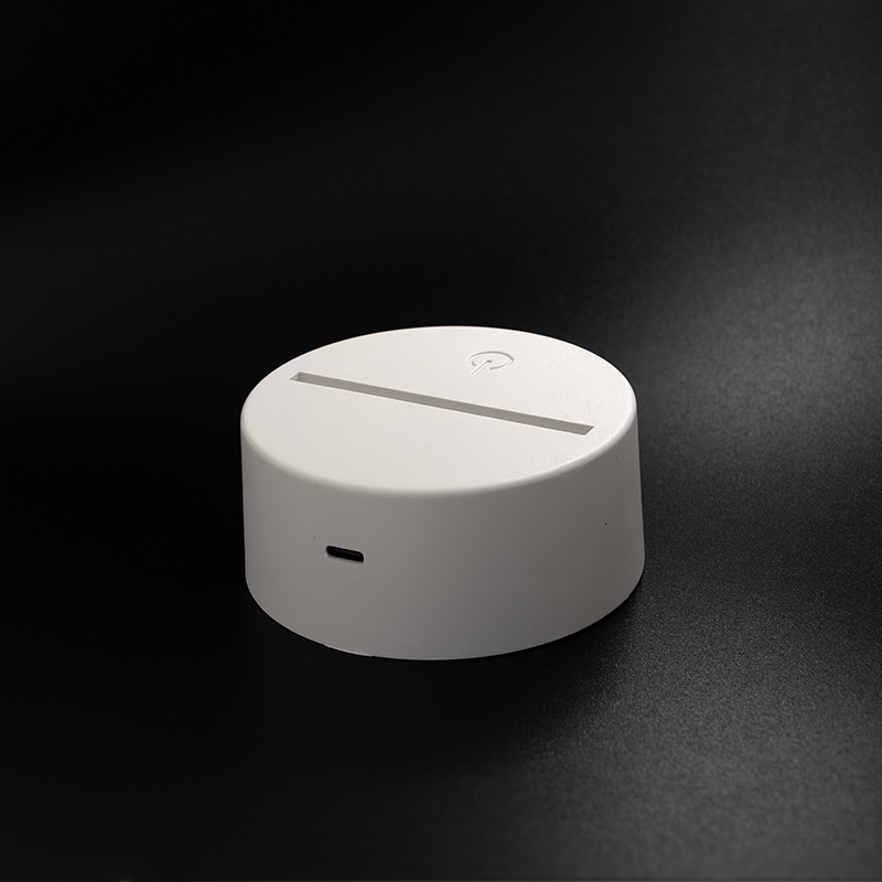 16-Color RGB 3D illusion night light base with smart touch and remote controller(White)