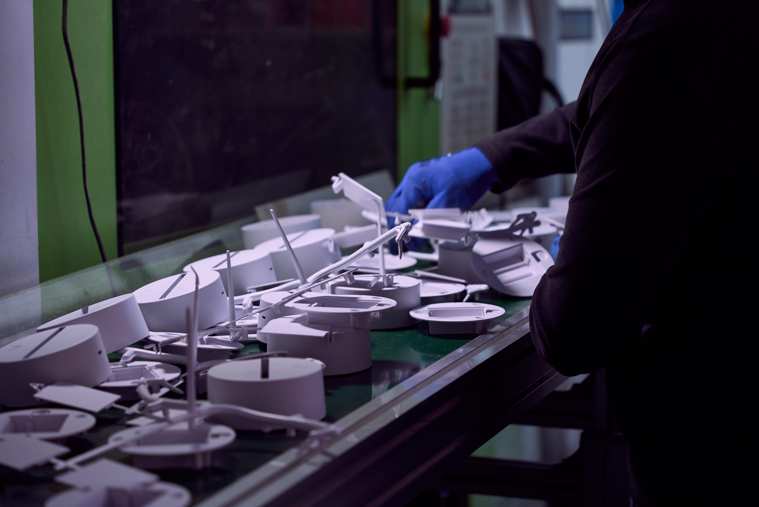 plastic enclosue- injection line